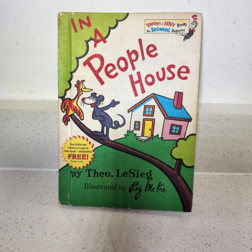 Dr Seuss Vintage 1972 Hardcover Book "In a People House by Theo LeSieg - Picture 1 of 6